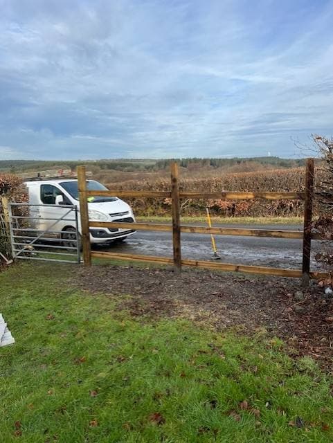 Garden fencing installation by Inside and Out Maintenance, North Devon